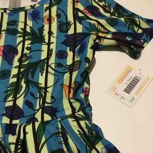 Small Lularoe Amelia Dress